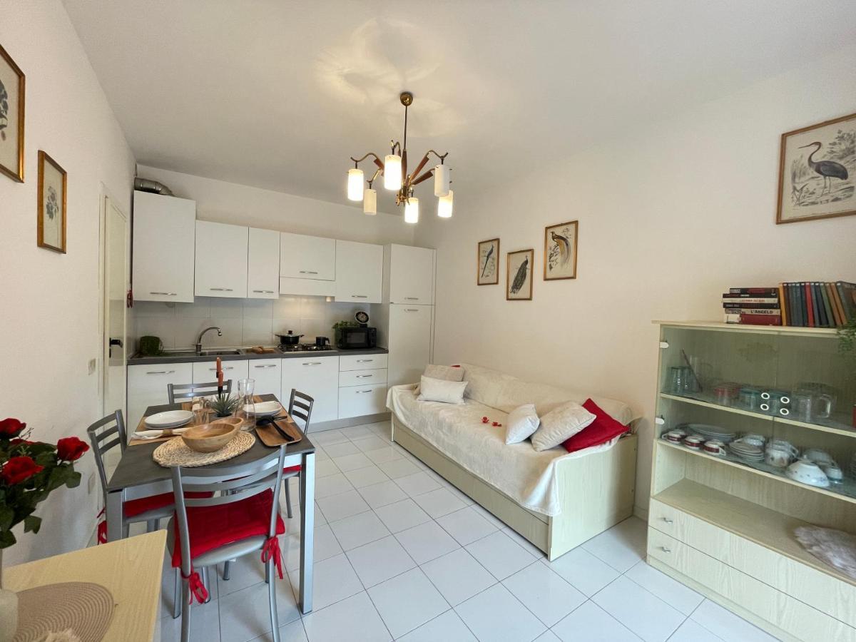 Appartamento Relax In Piscina - Free Parking E Ampio Giardino Loano Esterno foto
